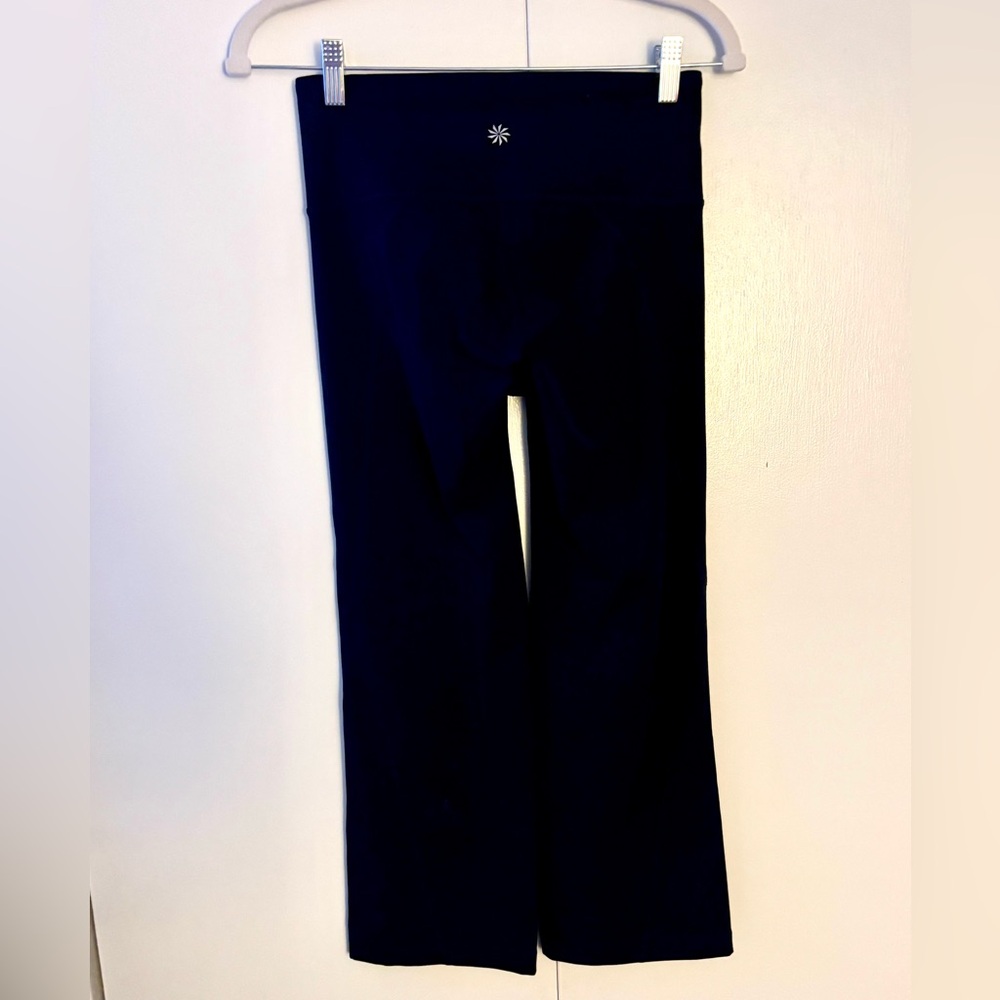 Athleta Elation Wide Leg Crop Black Size Small EUC Yoga 24" Inseam - Picture 3 of 6